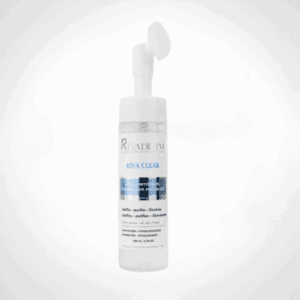 RIVADERM RIVA CLEAR Mousse Nettoyante éclaircissante avec brosse 200ml